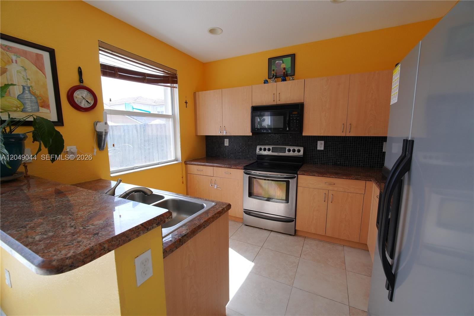 1430 SE 18th Place — photo 4