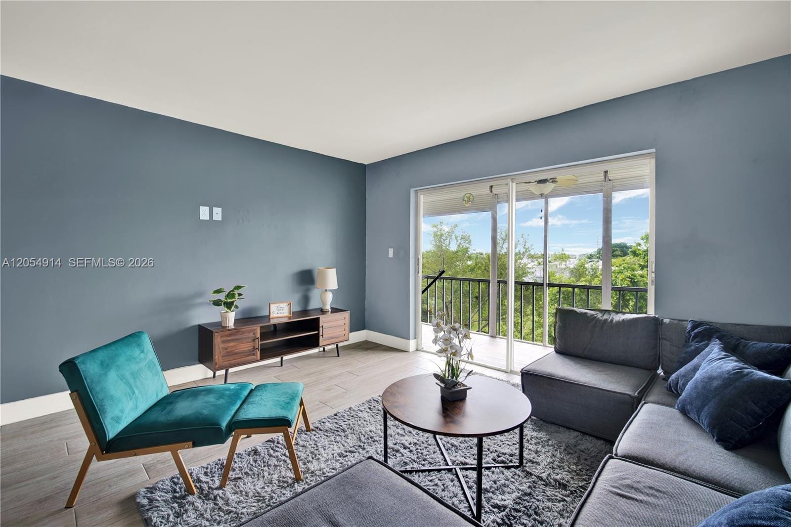 950 Hillcrest Drive 414 — photo 11