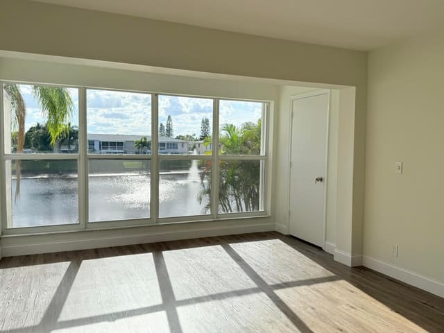 1340 NW 18th Avenue 202, Delray Beach, FL 33445