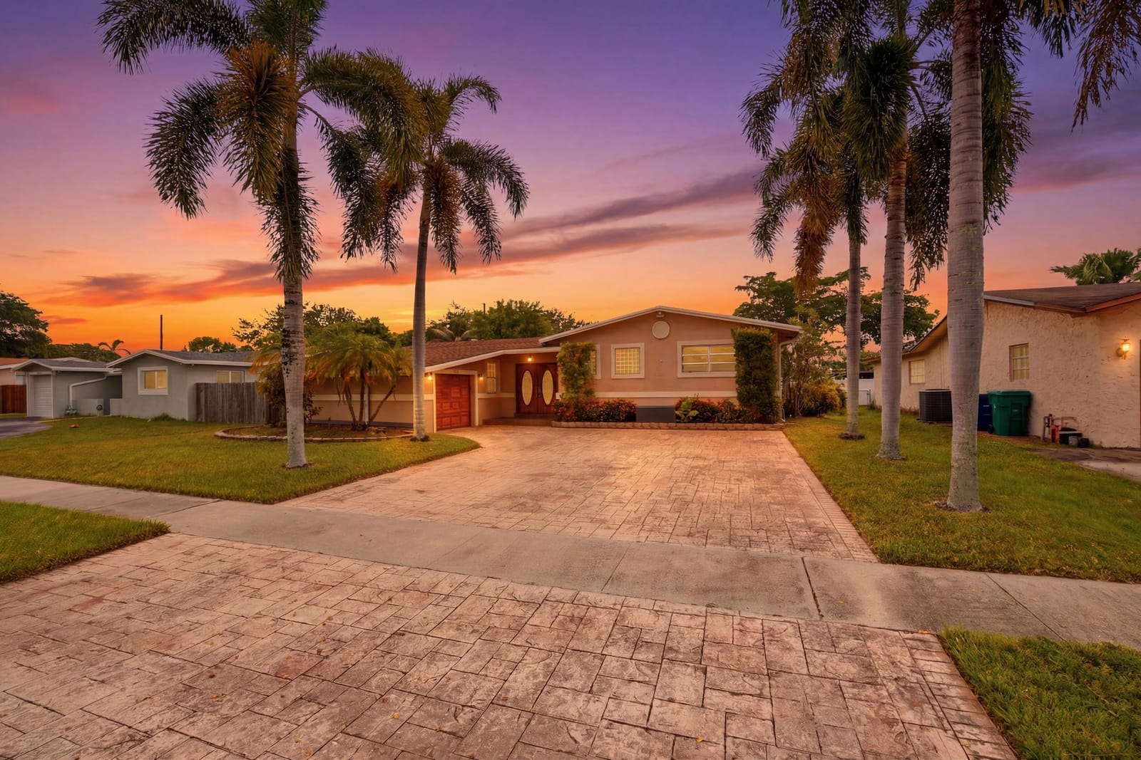Pending home at 4930 SW 90TH Way, Cooper City, FL 33328