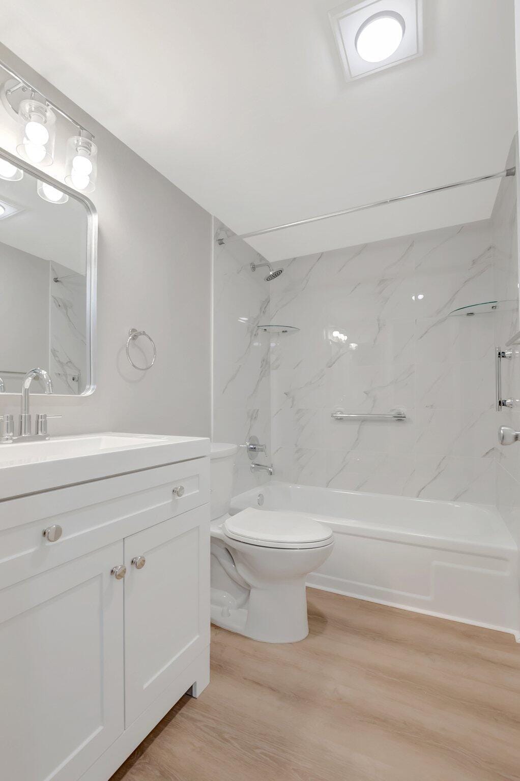 296 FANSHAW H — photo 12