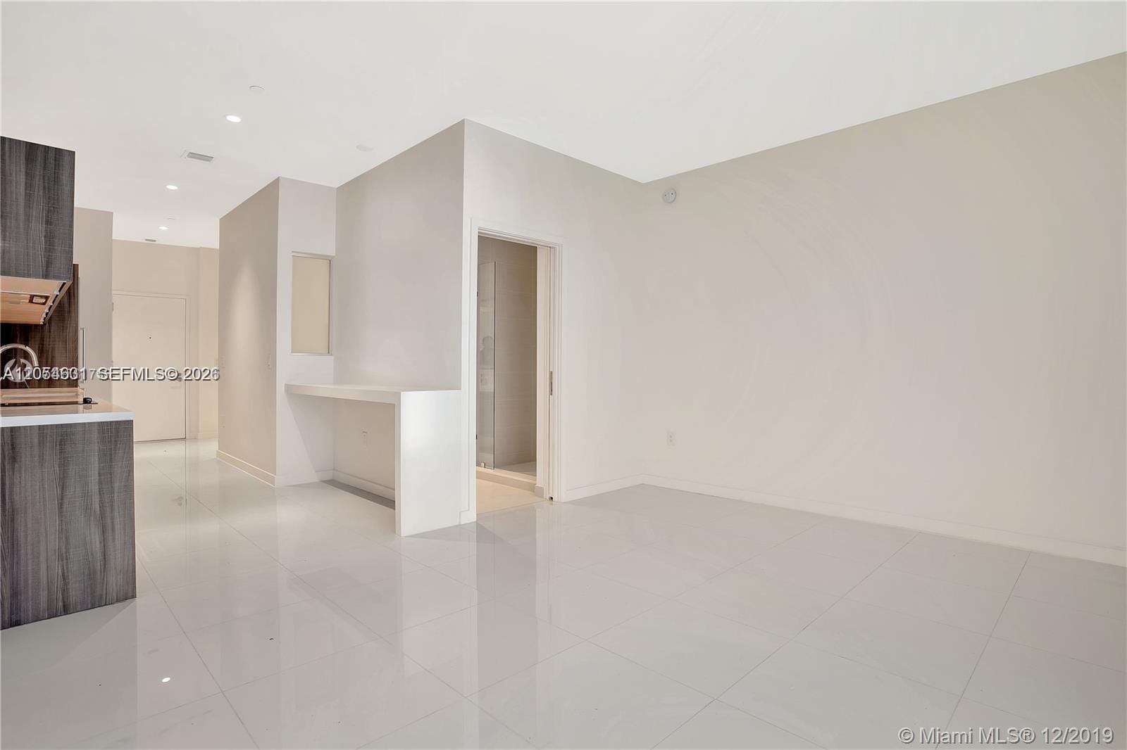 851 NE 1st Avenue 504, Miami, FL 33132