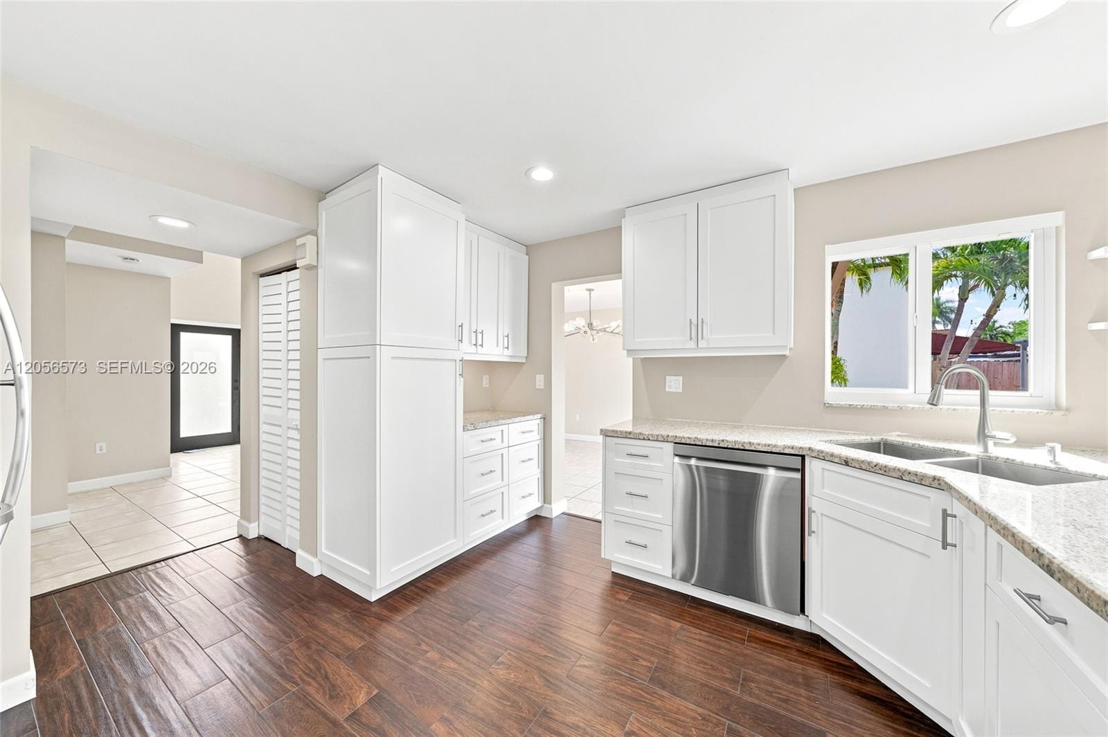 8406 NW 201st Street, Hialeah, FL 33015 photo 12