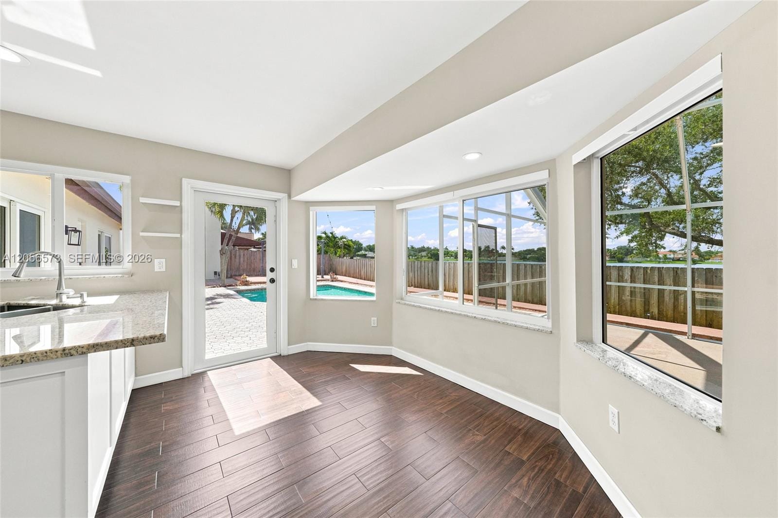 8406 NW 201st Street, Hialeah, FL 33015 photo 17