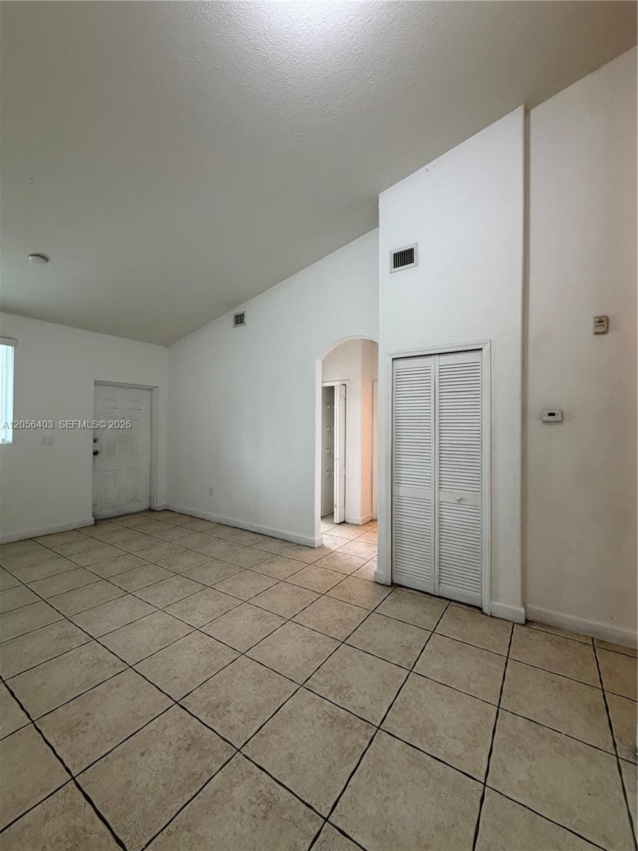 1661 SE 28th Street 204 — photo 5