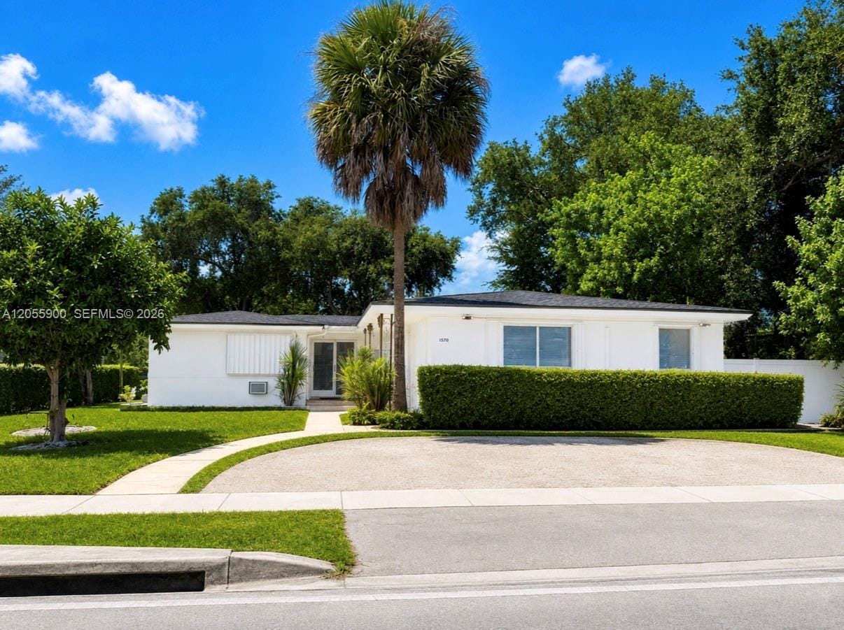 1570 NE 130th Street, North Miami, FL 33161