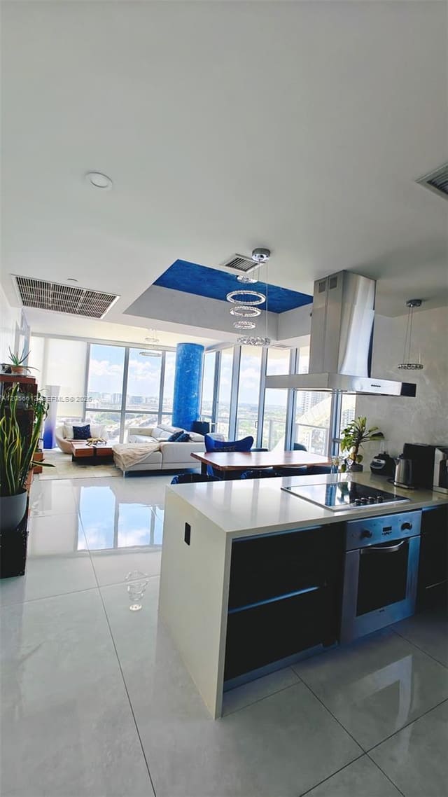 1100 Biscayne Boulevard 2106, Miami, FL 33132