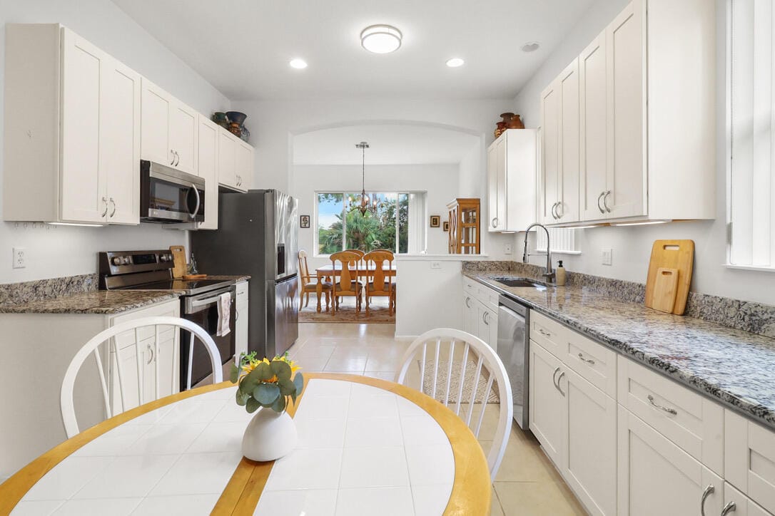 9110 Bay Harbour Circle — photo 9