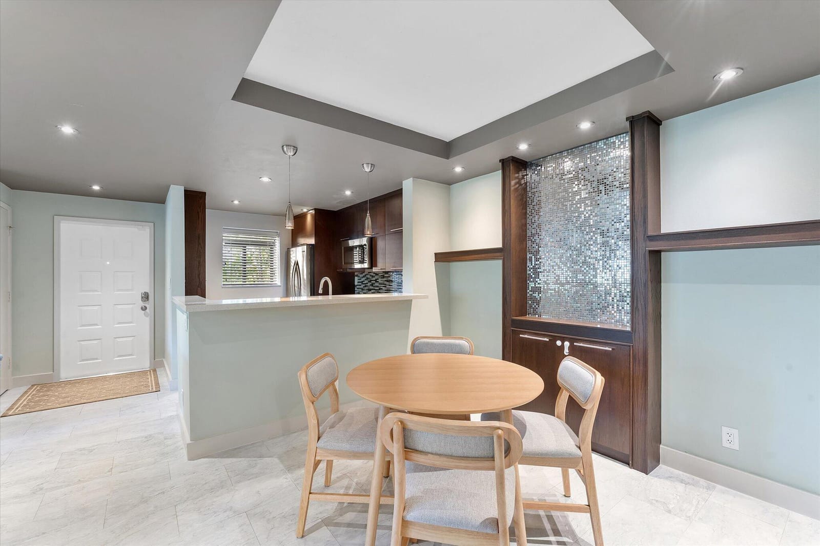 2705 S OAKLAND FOREST Drive 104 — photo 12