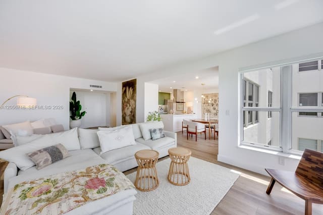 9102 W Bay Harbor Drive 10-B, Bay Harbor Islands, FL 33154