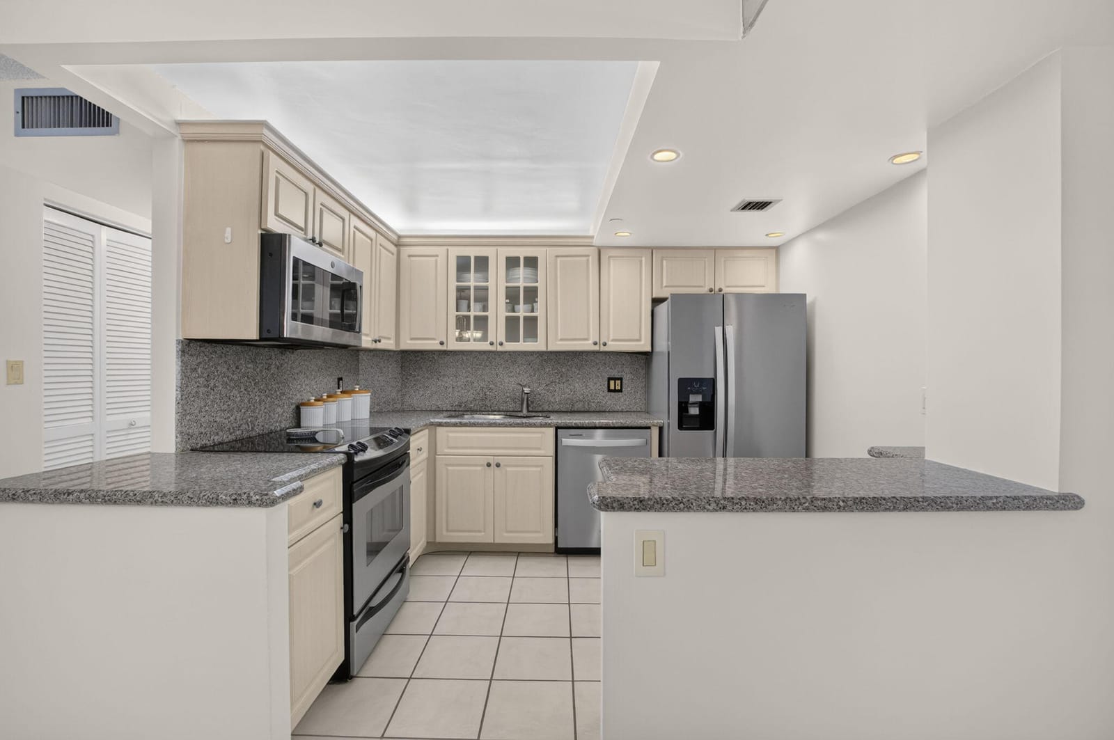 3912 S Ocean Boulevard 501, Highland Beach, FL 33487 photo 12