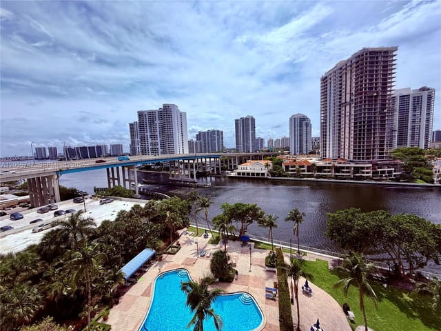 19390 Collins Avenue 907, Sunny Isles Beach, FL 33160