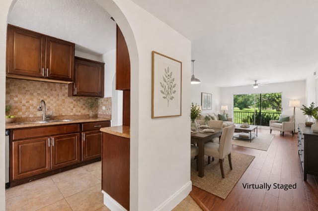 6260 S Falls Circle Drive 110, Lauderhill, FL 33319
