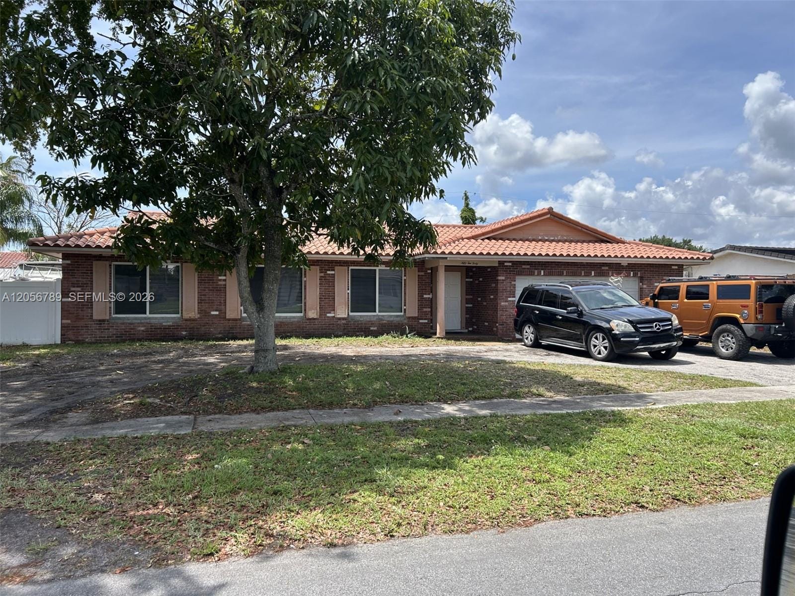 5240 SW 10th Court, Plantation, FL 33317
