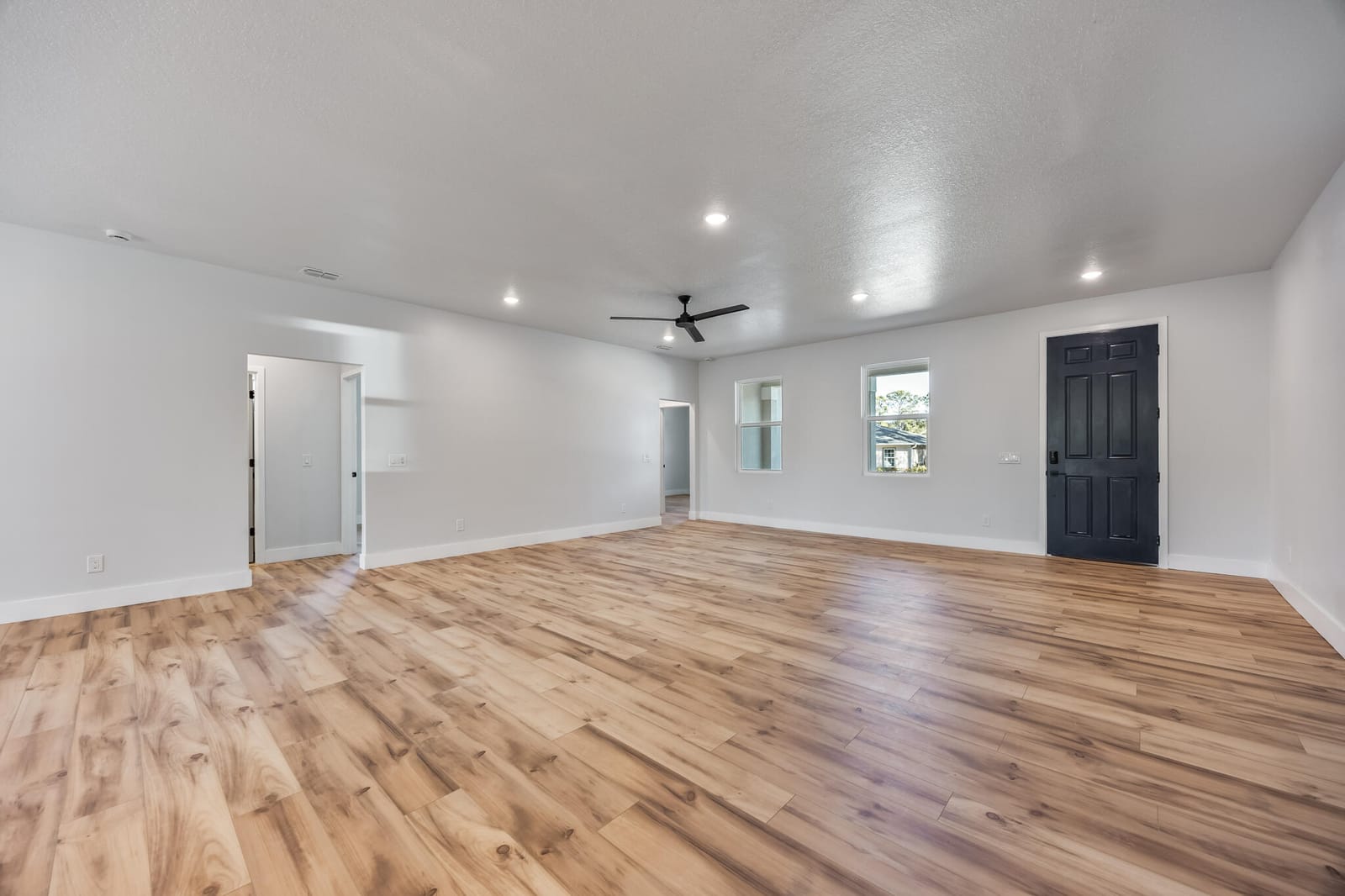 1254 HEITZMAN Avenue SW — photo 2