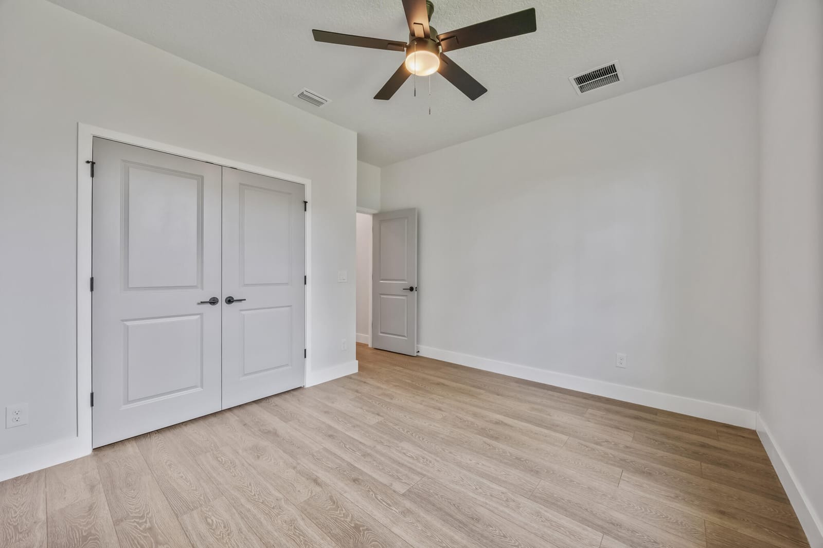 1254 HEITZMAN Avenue SW, Palm Bay, FL 32908 photo 19