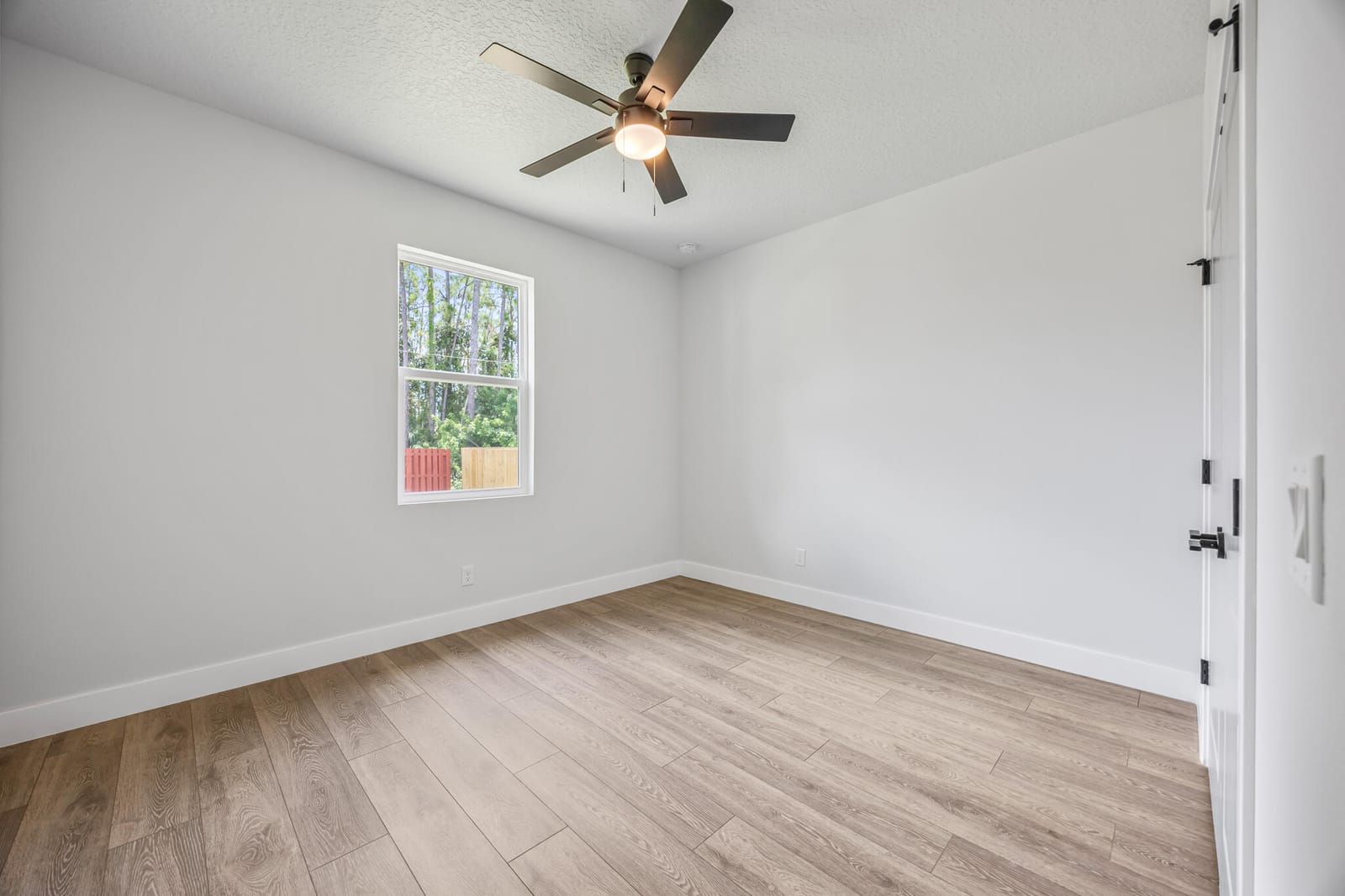 1254 HEITZMAN Avenue SW, Palm Bay, FL 32908 photo 20