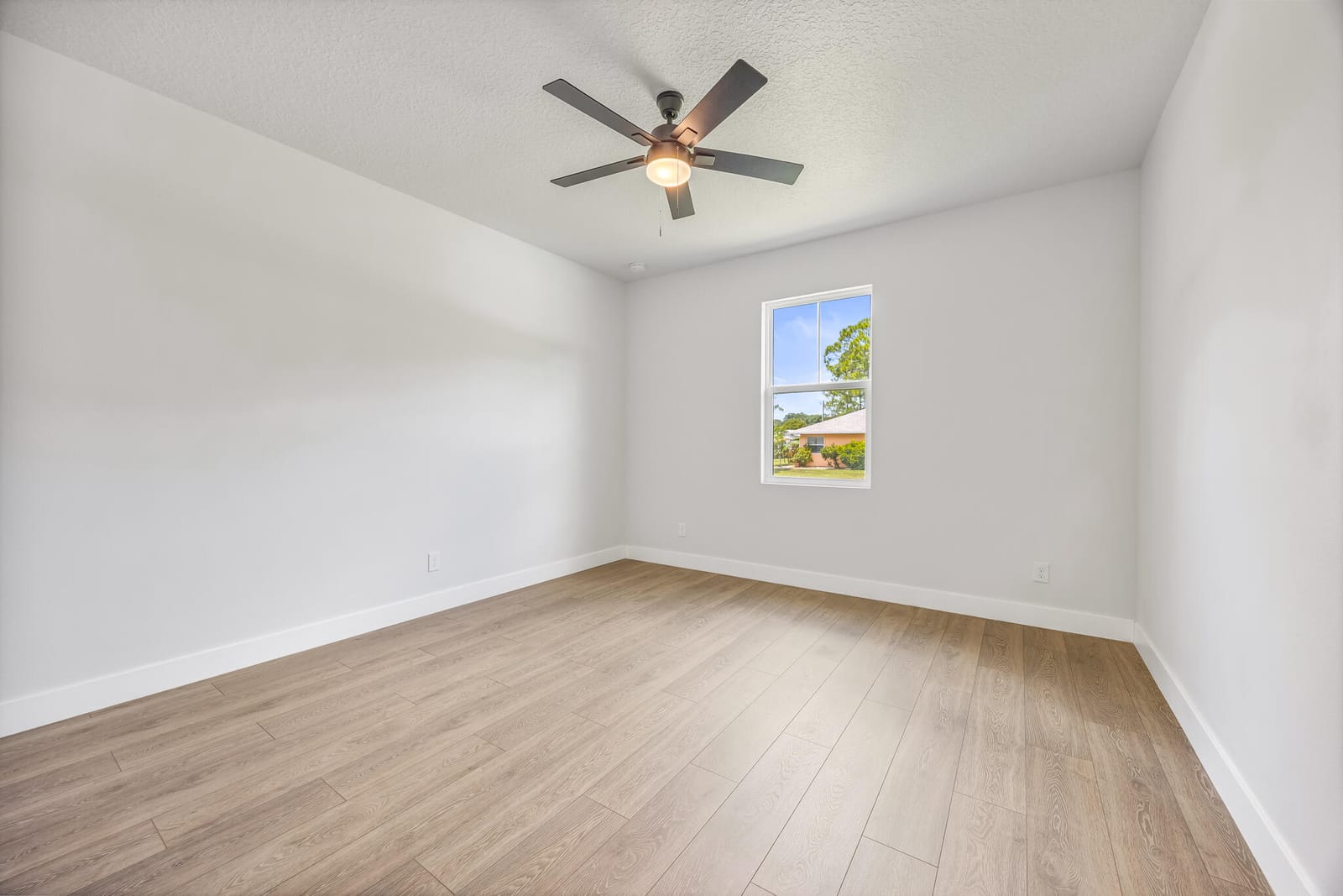1254 HEITZMAN Avenue SW, Palm Bay, FL 32908 photo 24