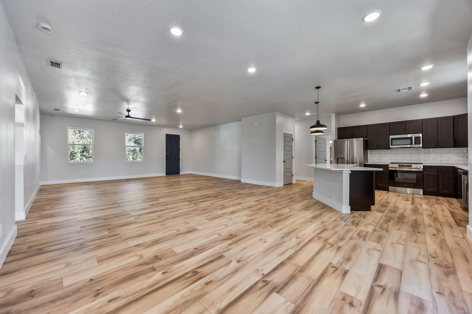1254 HEITZMAN Avenue SW — photo 5