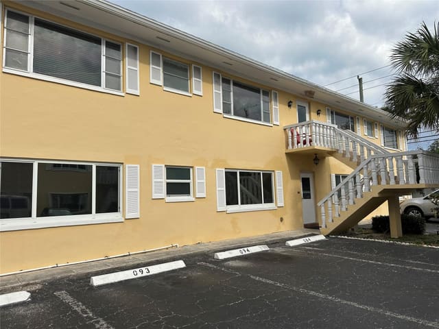 5800 NE 22ND Way 521, Fort Lauderdale, FL 33308