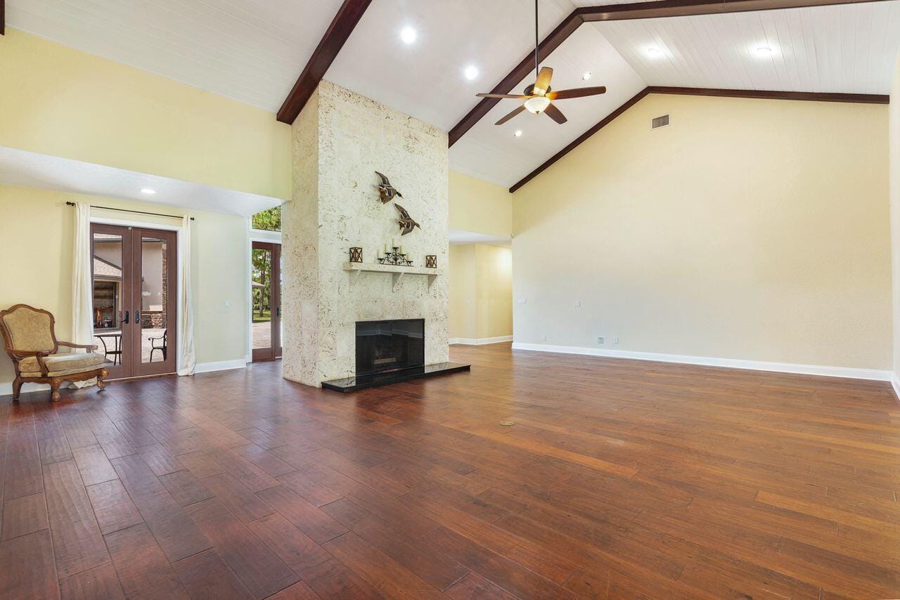 14590 CRAZY HORSE Lane — photo 7