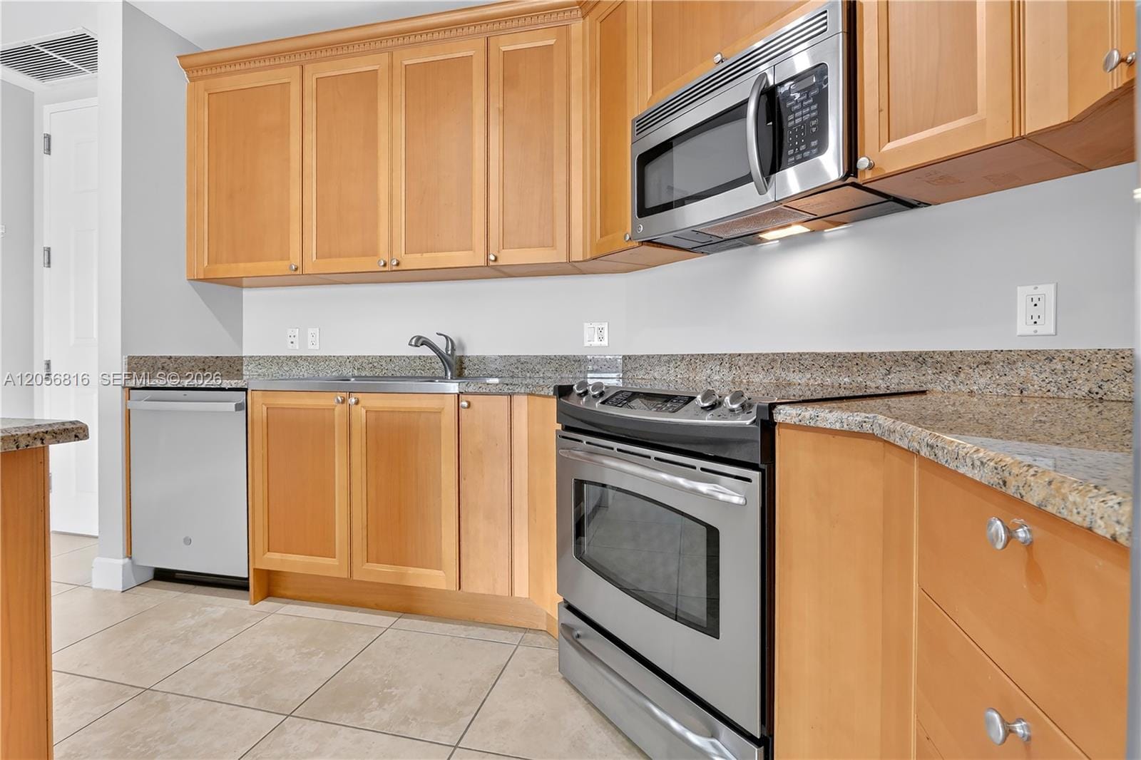 55 Merrick Way 832, Coral Gables, FL 33134 photo 6