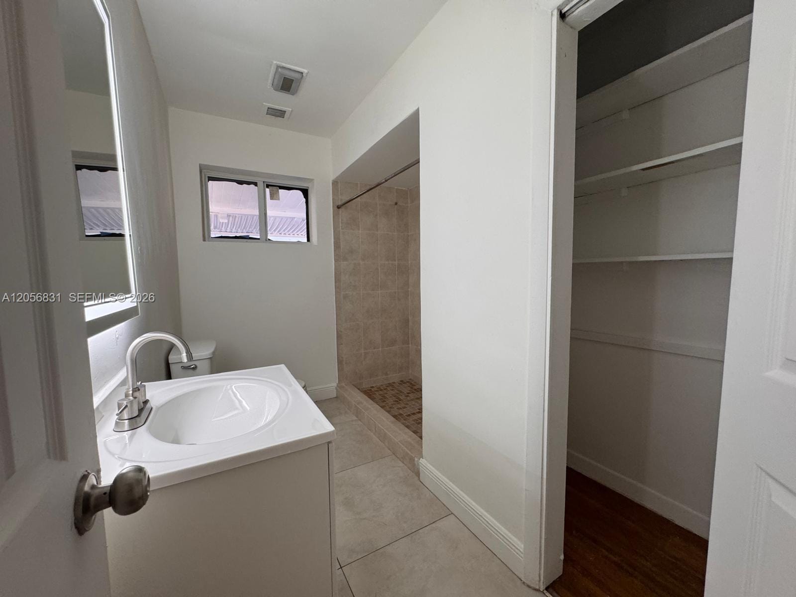2803 SW 26th Street FRONT, Miami, FL 33133 photo 4