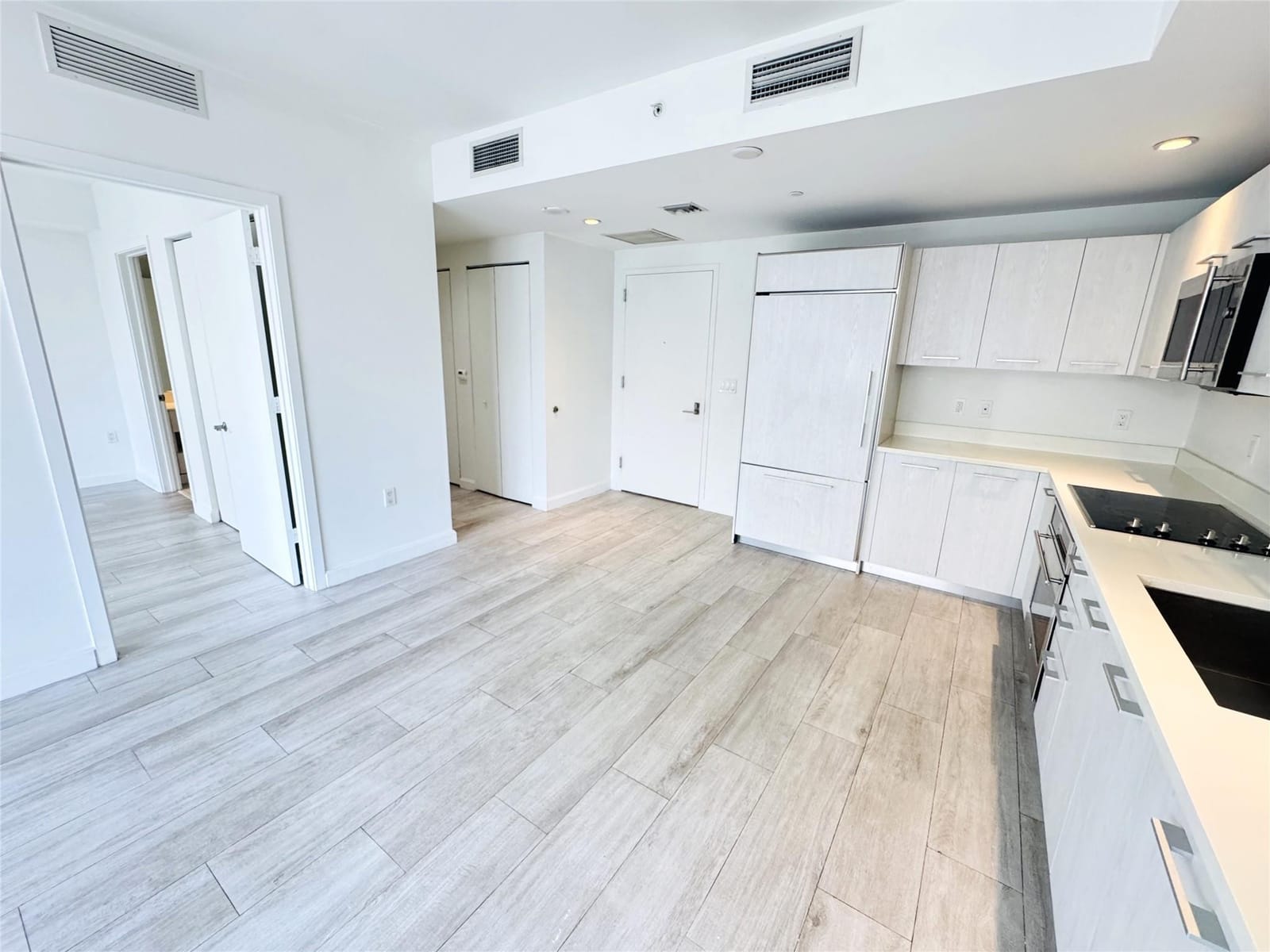 55 SW 9TH Street 2707 — photo 3
