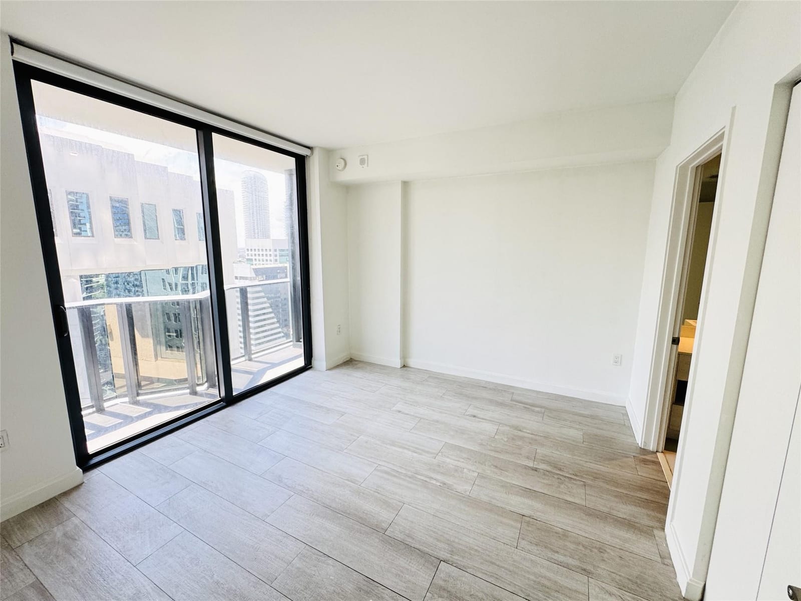 55 SW 9TH Street 2707 — photo 6