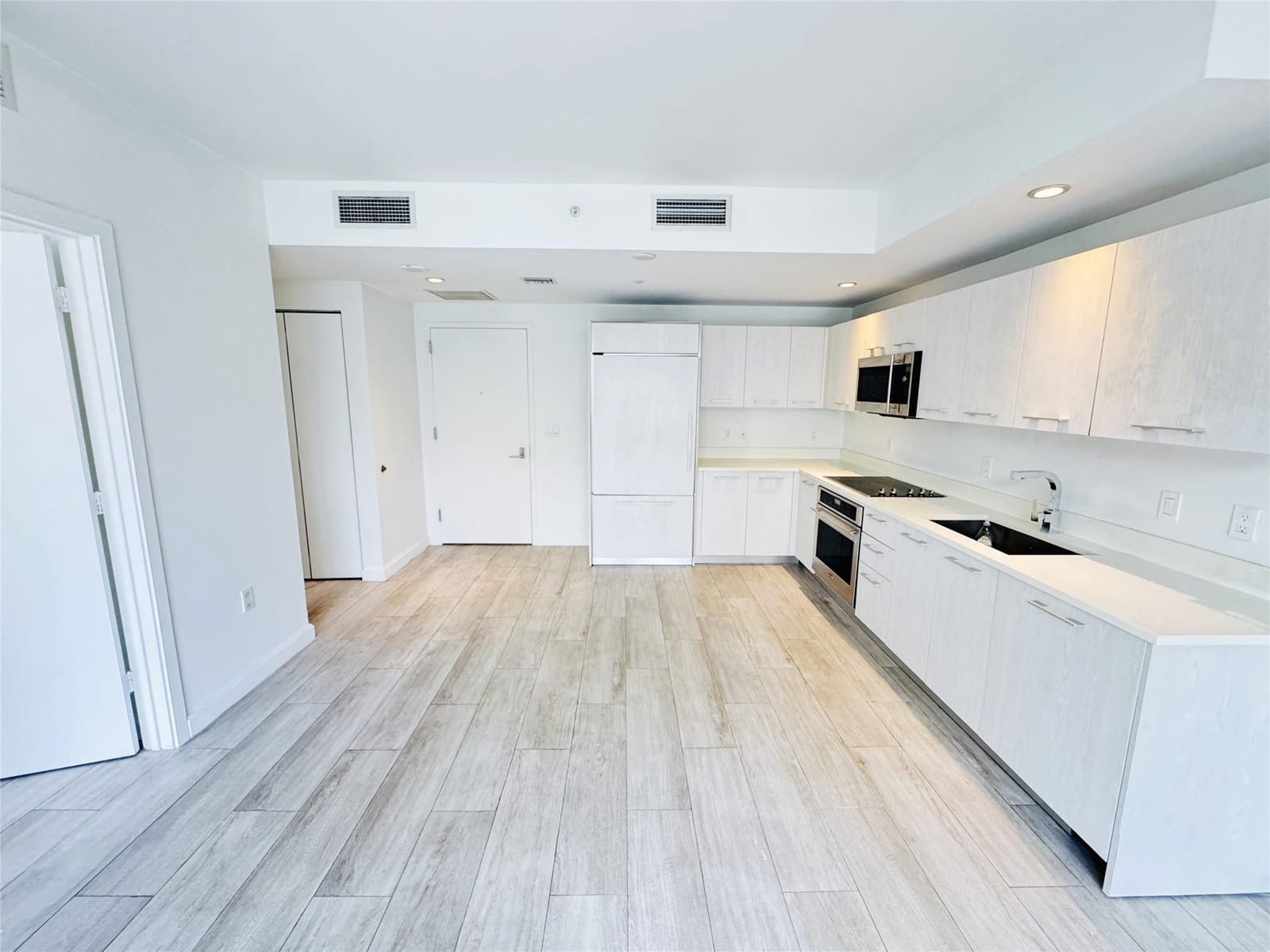 55 SW 9TH Street 2707
