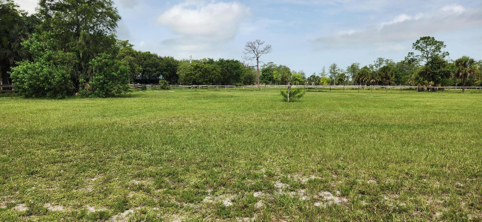 2320 Buck Ridge Trail, Loxahatchee, FL 33470