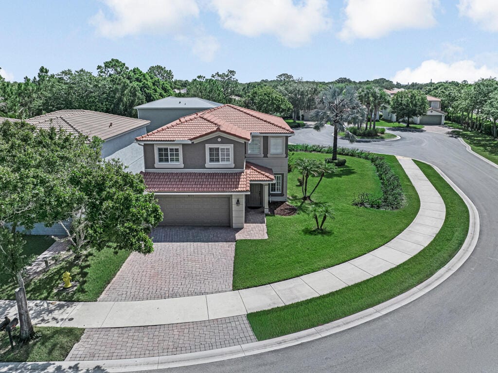 4825 SE Chiles Court — photo 3