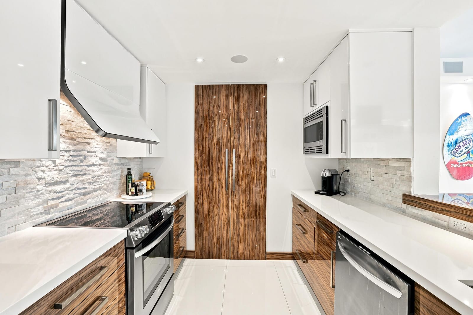 17100 N Bay Road 1401