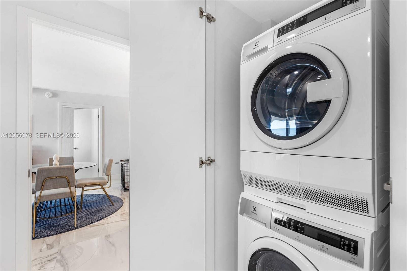 6039 Collins Avenue 1527, Miami Beach, FL 33140 photo 10