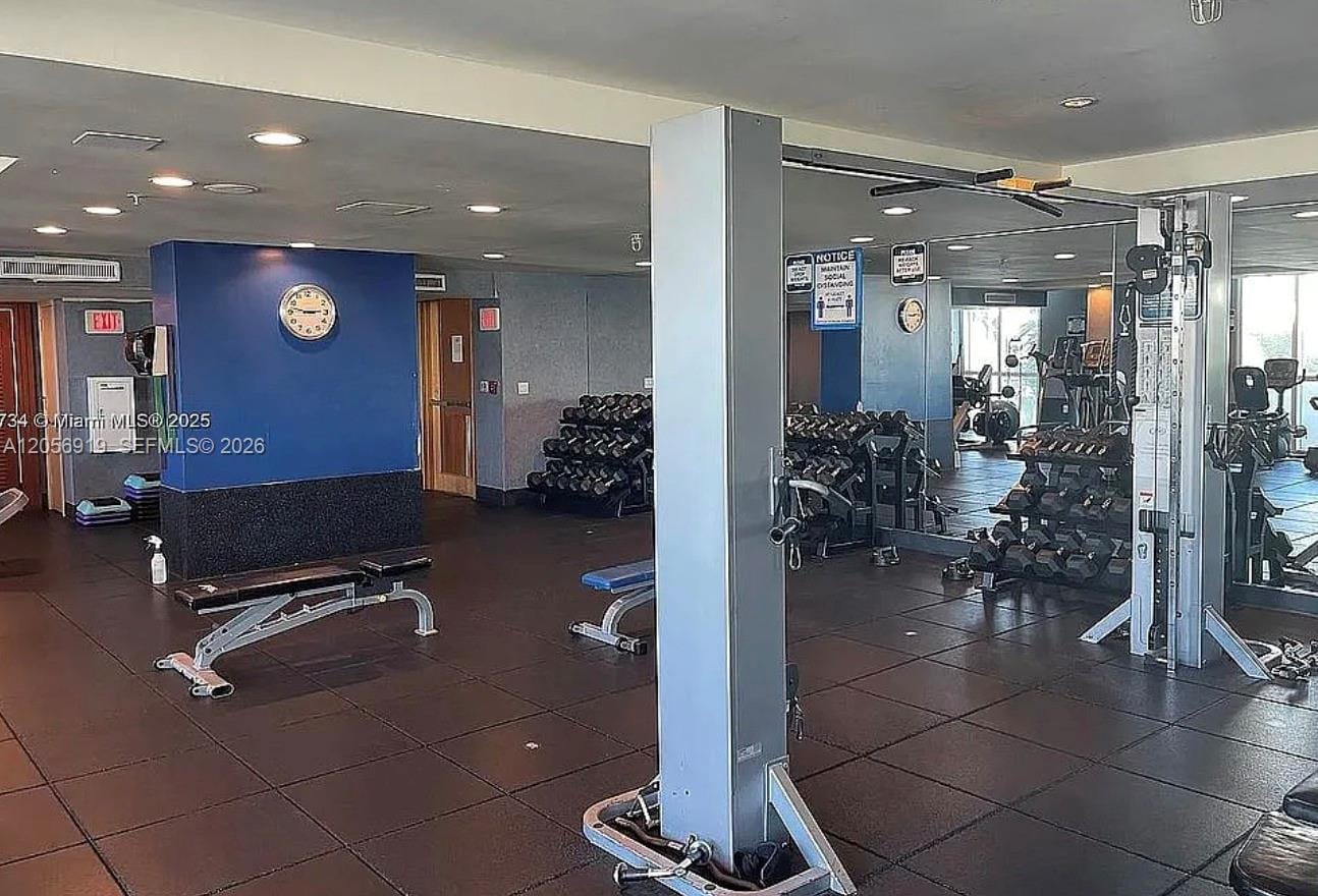 7900 Harbor Island Drive 705 — photo 12