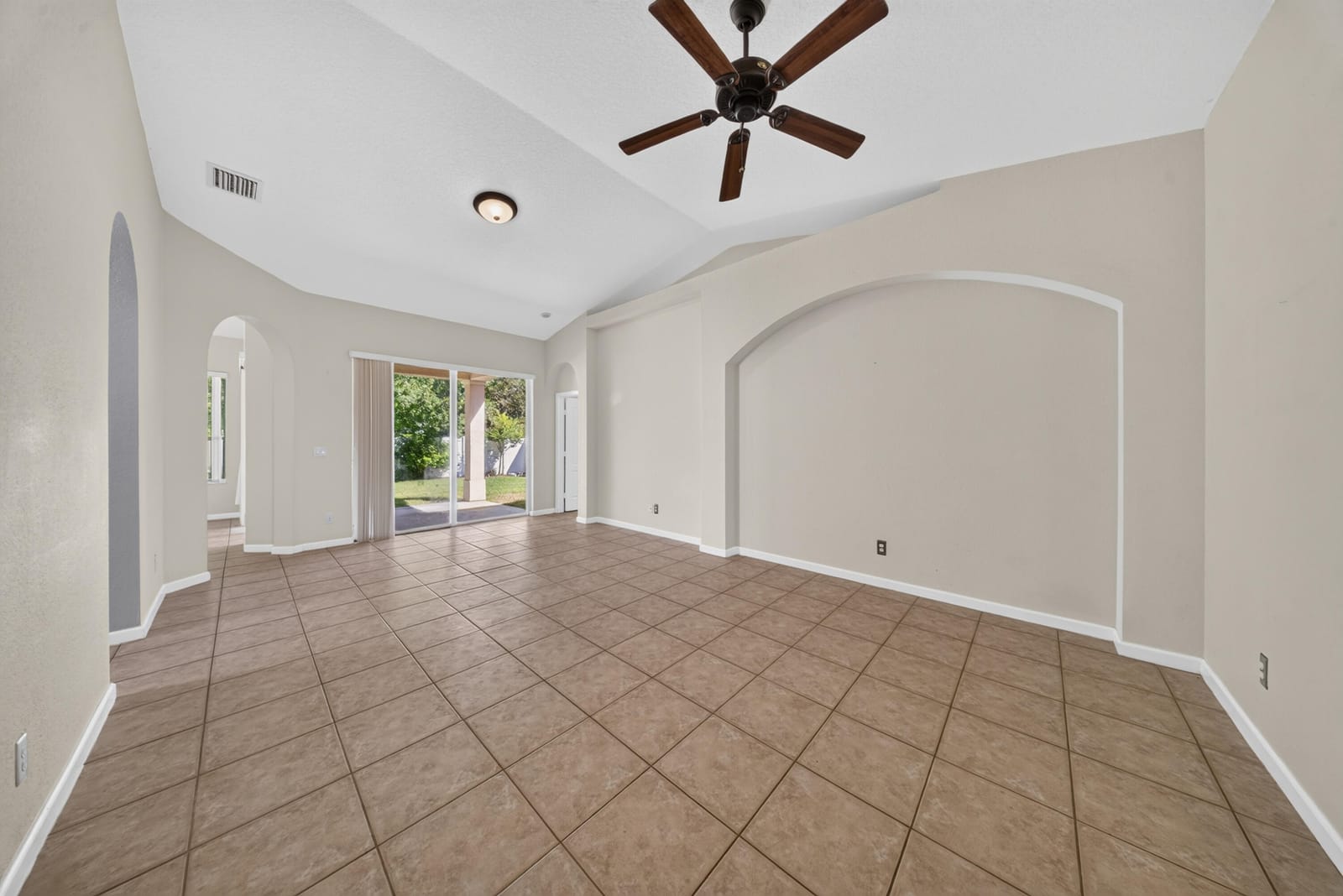 5743 Sunberry Circle, Fort Pierce, FL 34951 photo 7