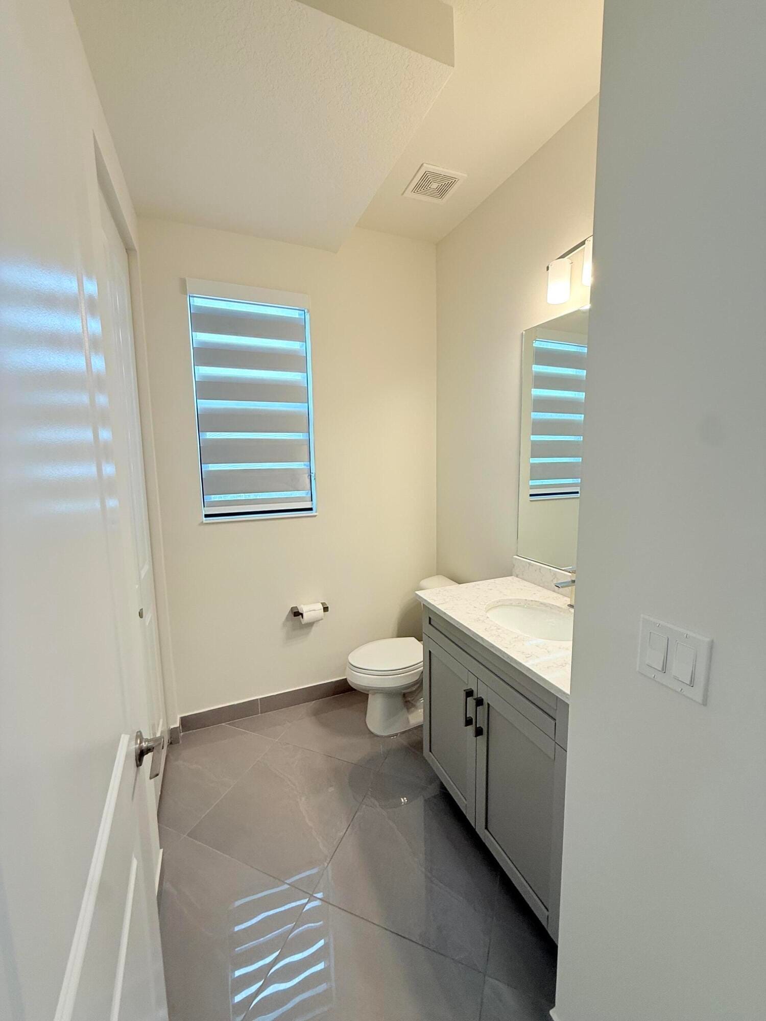 7181 VILLAMAR Way, Lake Worth, FL 33463 photo 12