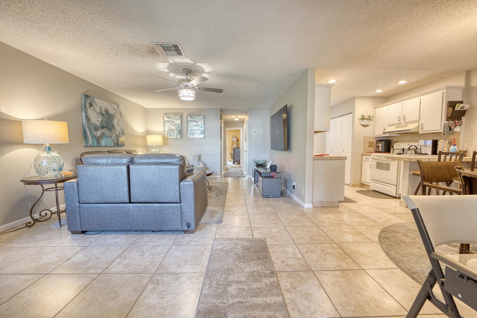 5037 ALFRED Drive — photo 4