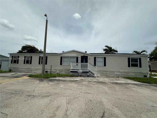 220 NE 12th Avenue LOT 137, sold in Cocowalk Estates, Homestead, FL