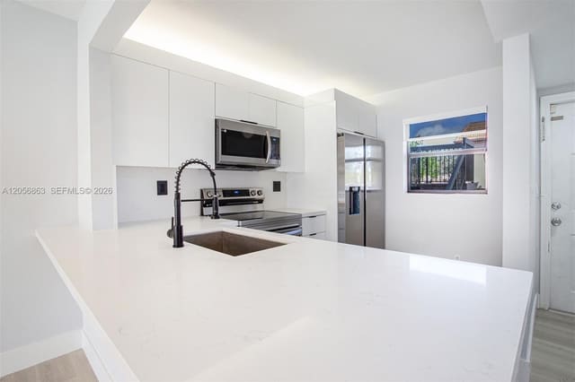 1000 NW 106th Terrace 101, Fairview At Pembroke Poin, Pembroke Pines, FL