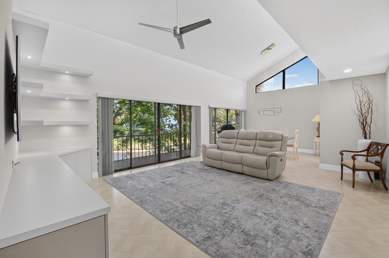 7759 Lakeside Boulevard G806