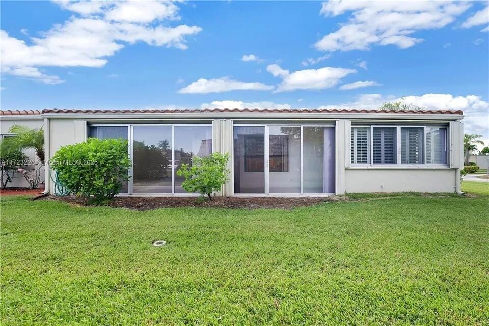 2532 Boundbrook Drive S 104