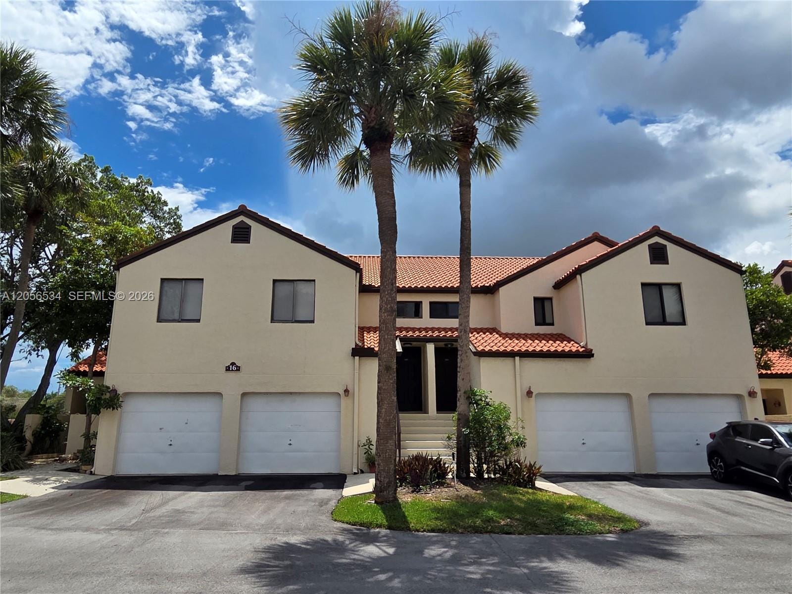 16 Via De Casas Sur 201, Boynton Beach, FL 33426 photo 2