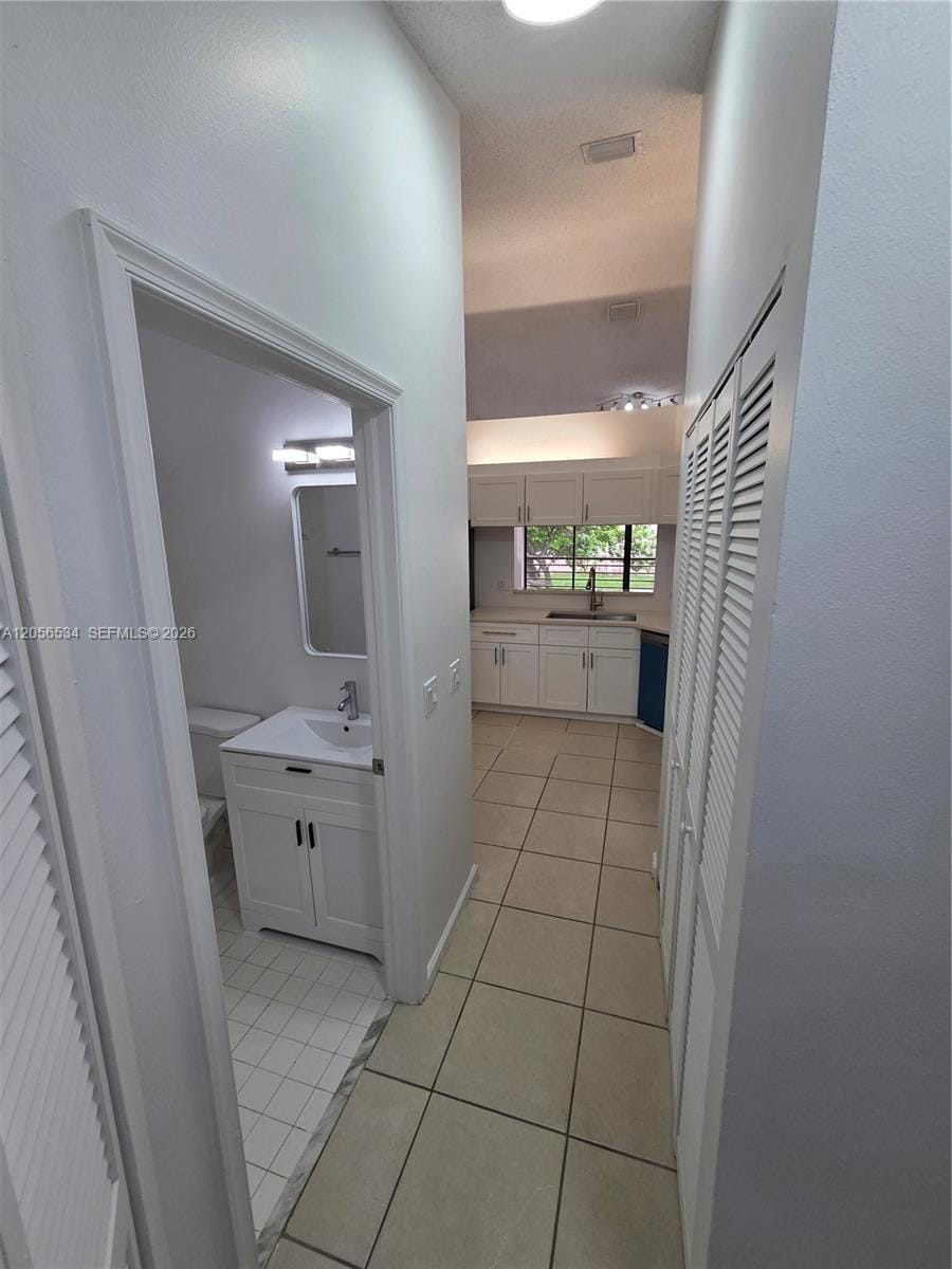 16 Via De Casas Sur 201, Boynton Beach, FL 33426 photo 12