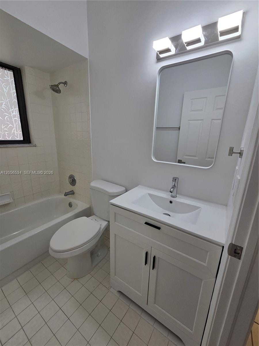 16 Via De Casas Sur 201, Boynton Beach, FL 33426 photo 30