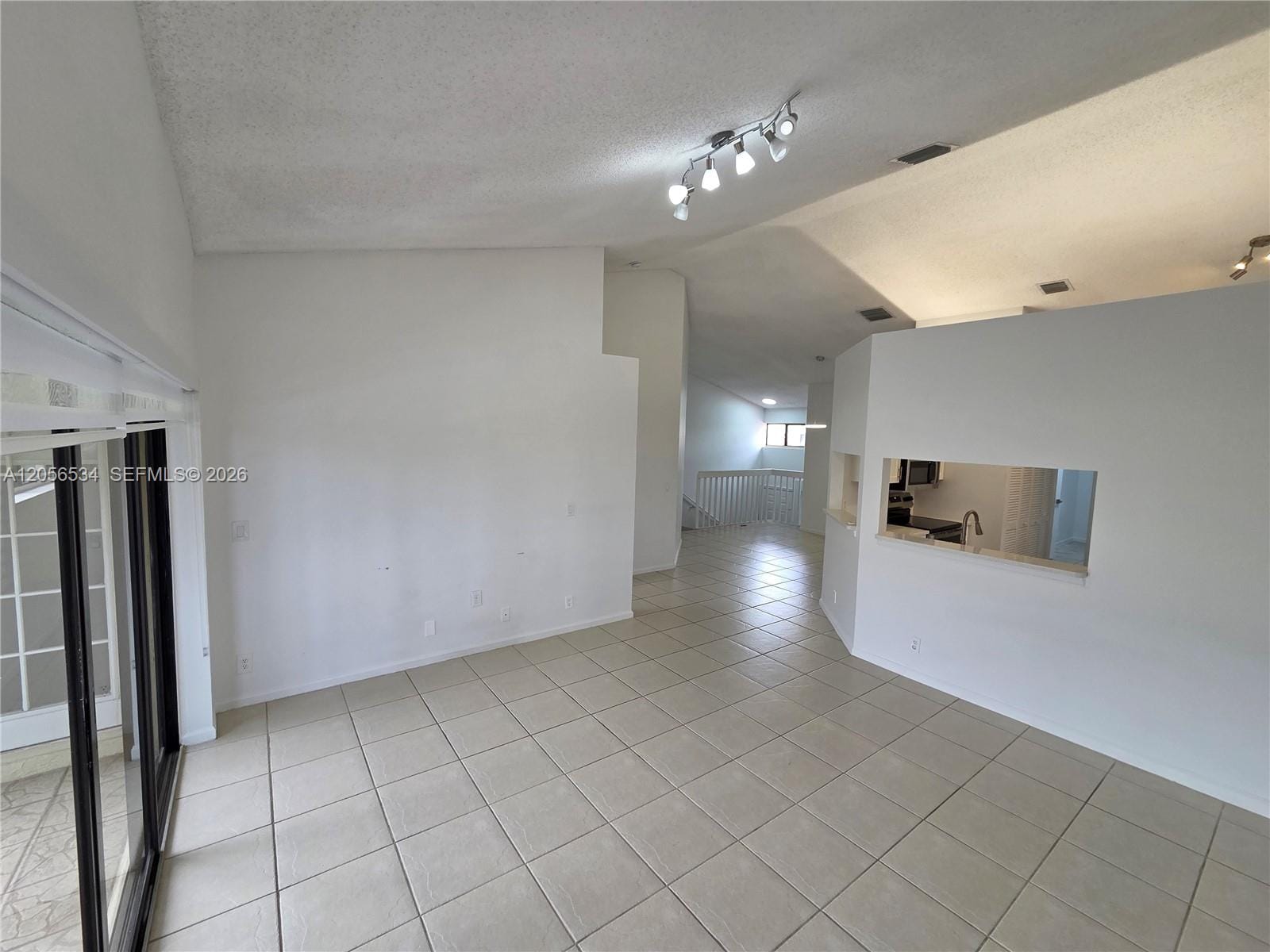 16 Via De Casas Sur 201, Boynton Beach, FL 33426 photo 10