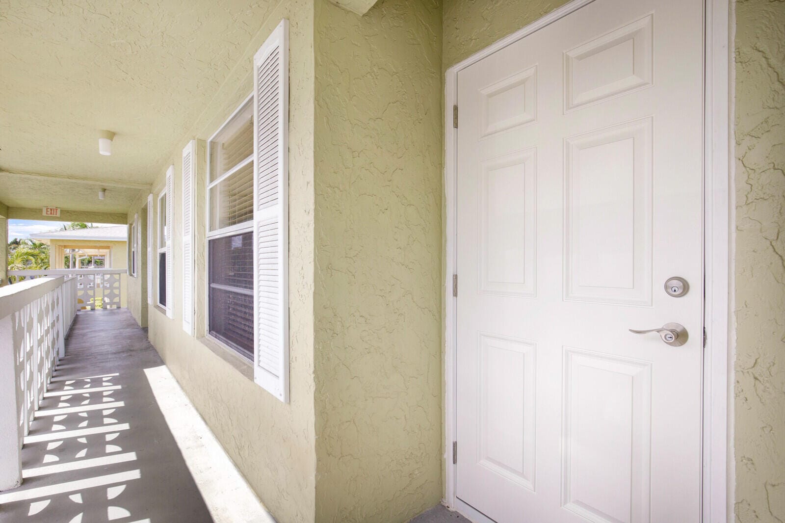1141 Calamondin Terrace 202 — photo 2
