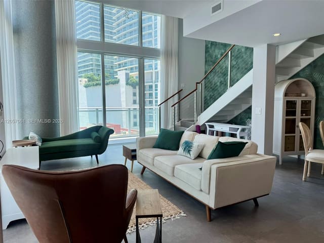 1080 Brickell Avenue 713, Miami, FL 33131