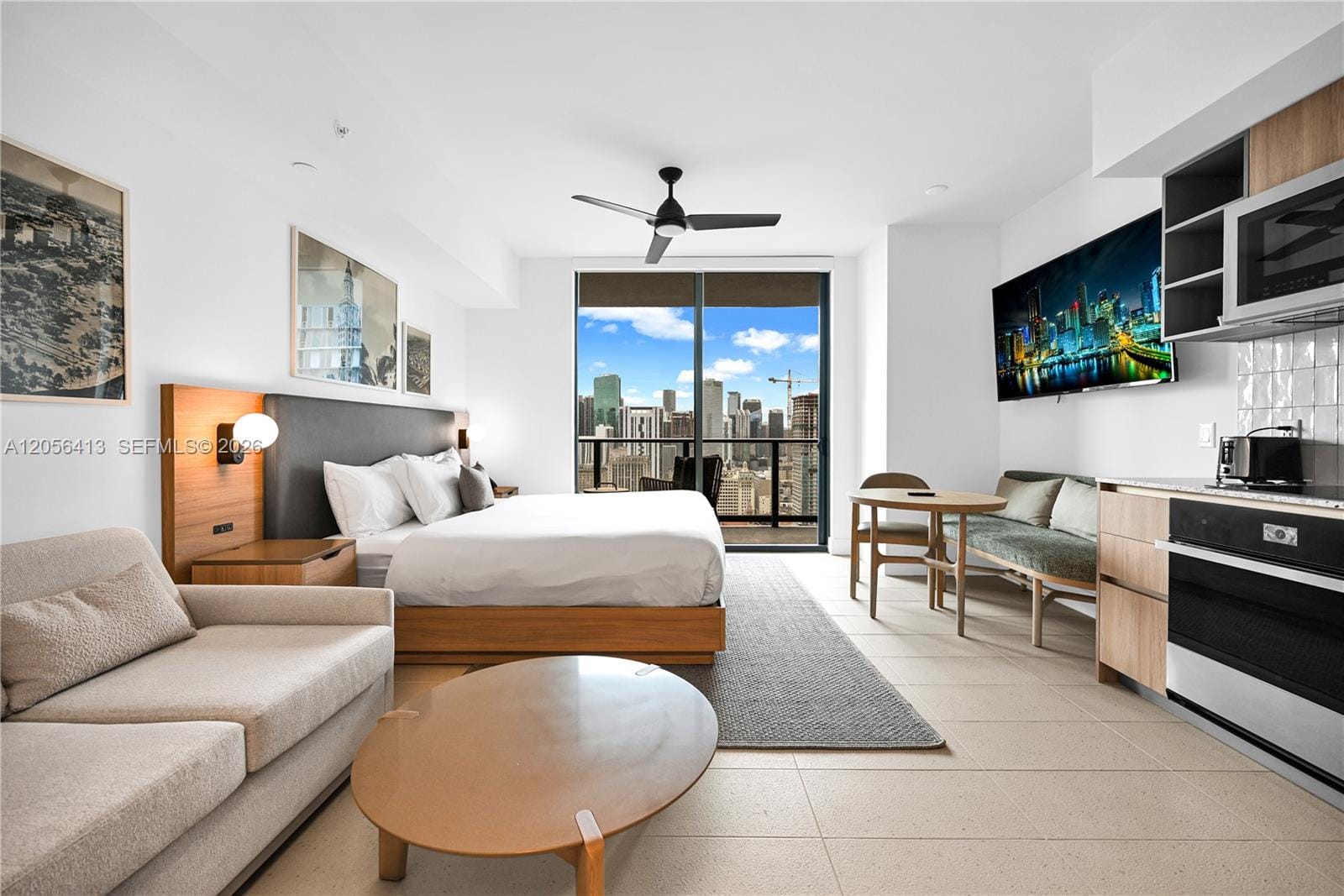 159 NE 6th Street 2610, Miami, FL 33132 photo 3