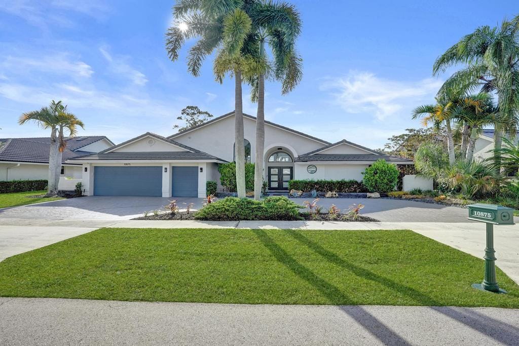 10875 Boca Woods Lane